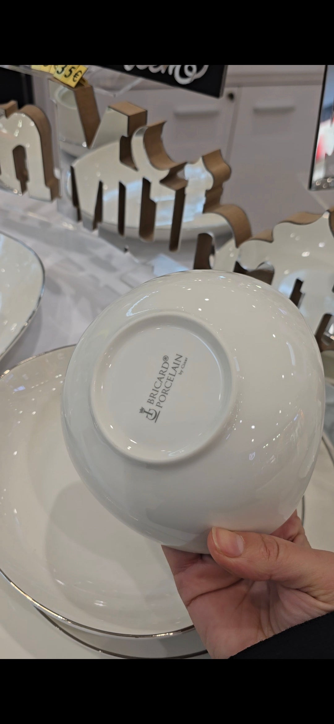 Service à vaisselle Anna 27 pièces en porcelaine liseré doré - Happy Muz Deco