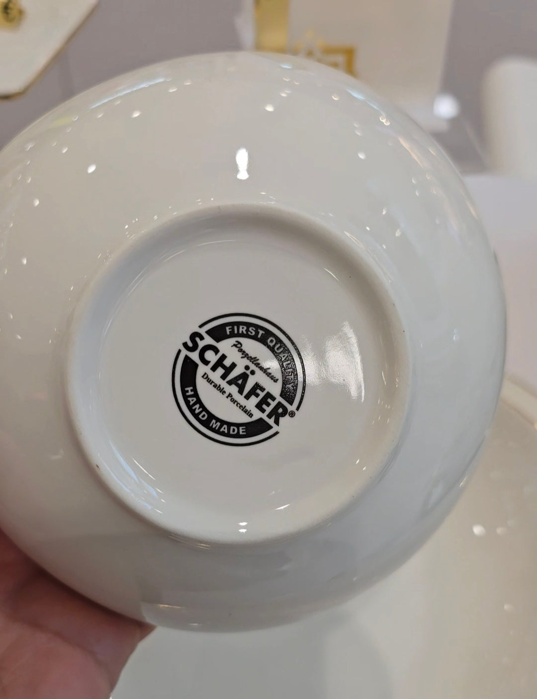 Service à vaisselle Vague 24 pièces en porcelaine liseré doré - Happy Muz Deco