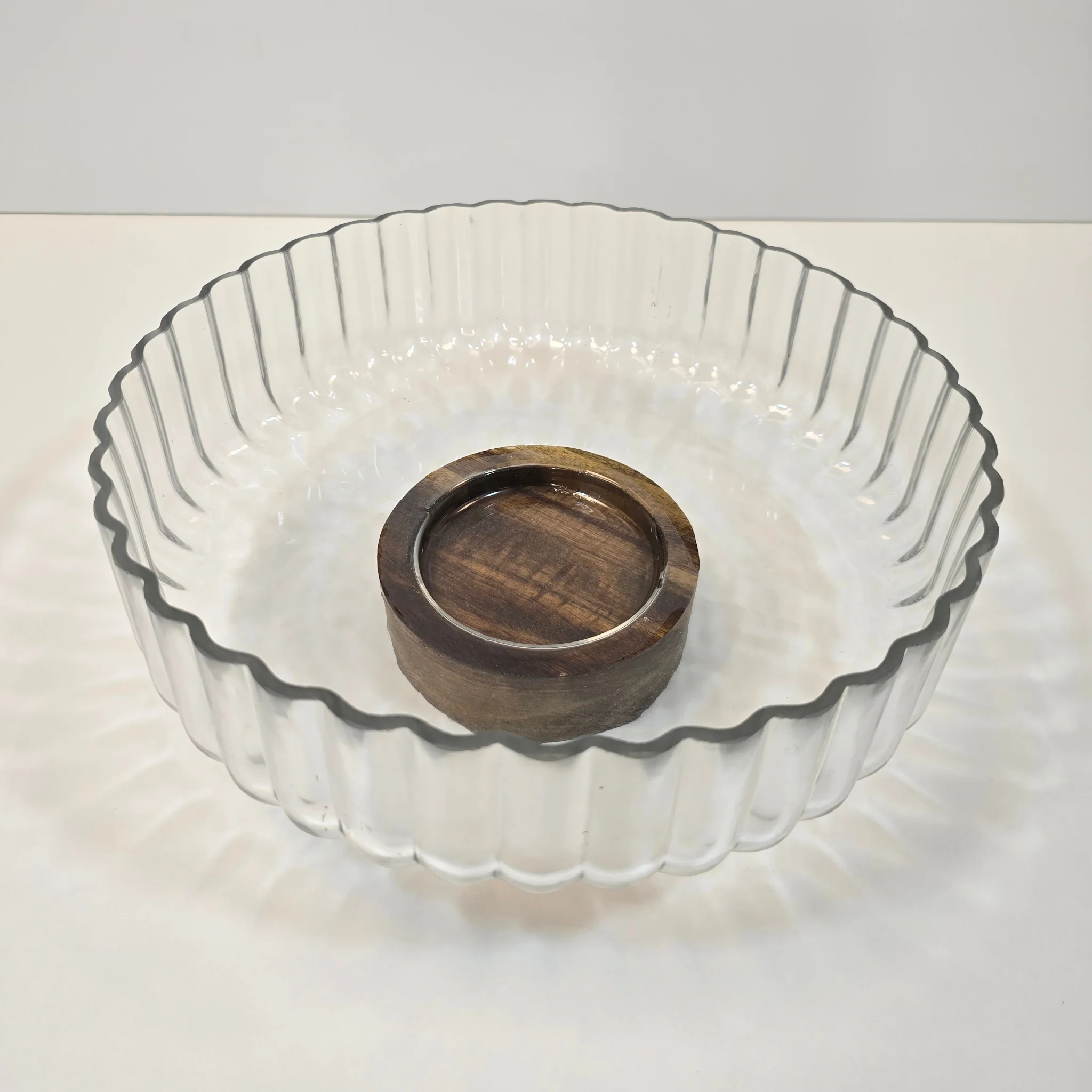 Saladier avec support en bois d’acacia – 26 cm - Happymuzdeco