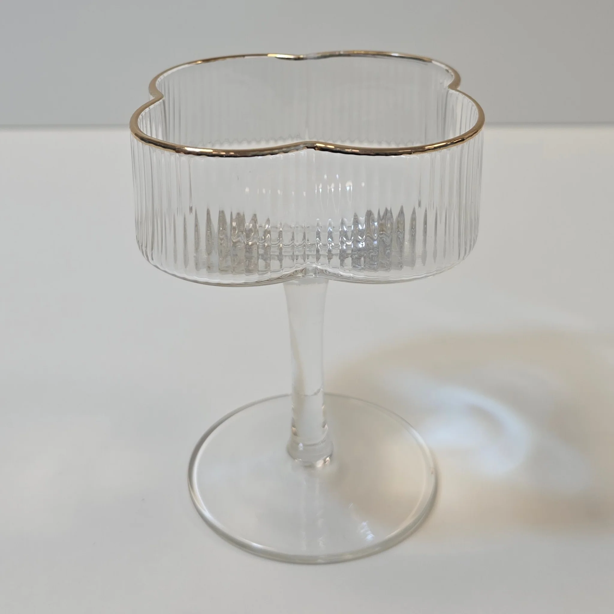 Lot de 6 verres à cocktail Trèfle – Liseré doré - Happymuzdeco