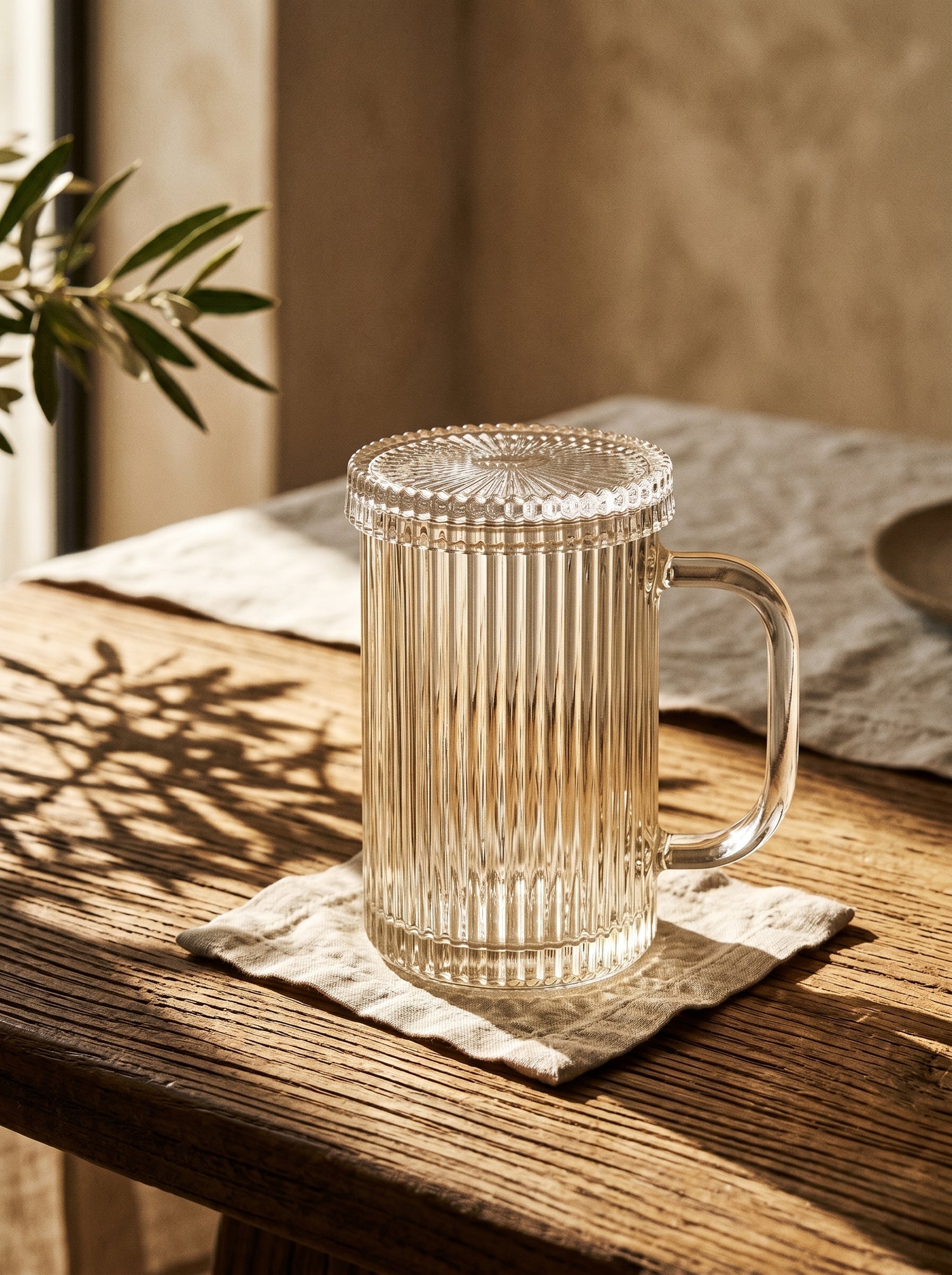 Tasse en verre design avec couvercle