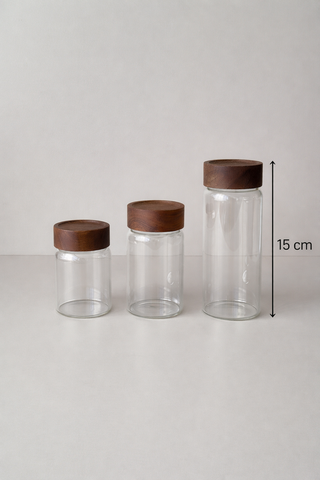 Lot de 6 pots à épices en bois d’acacia – 15 cm - Happymuzdeco