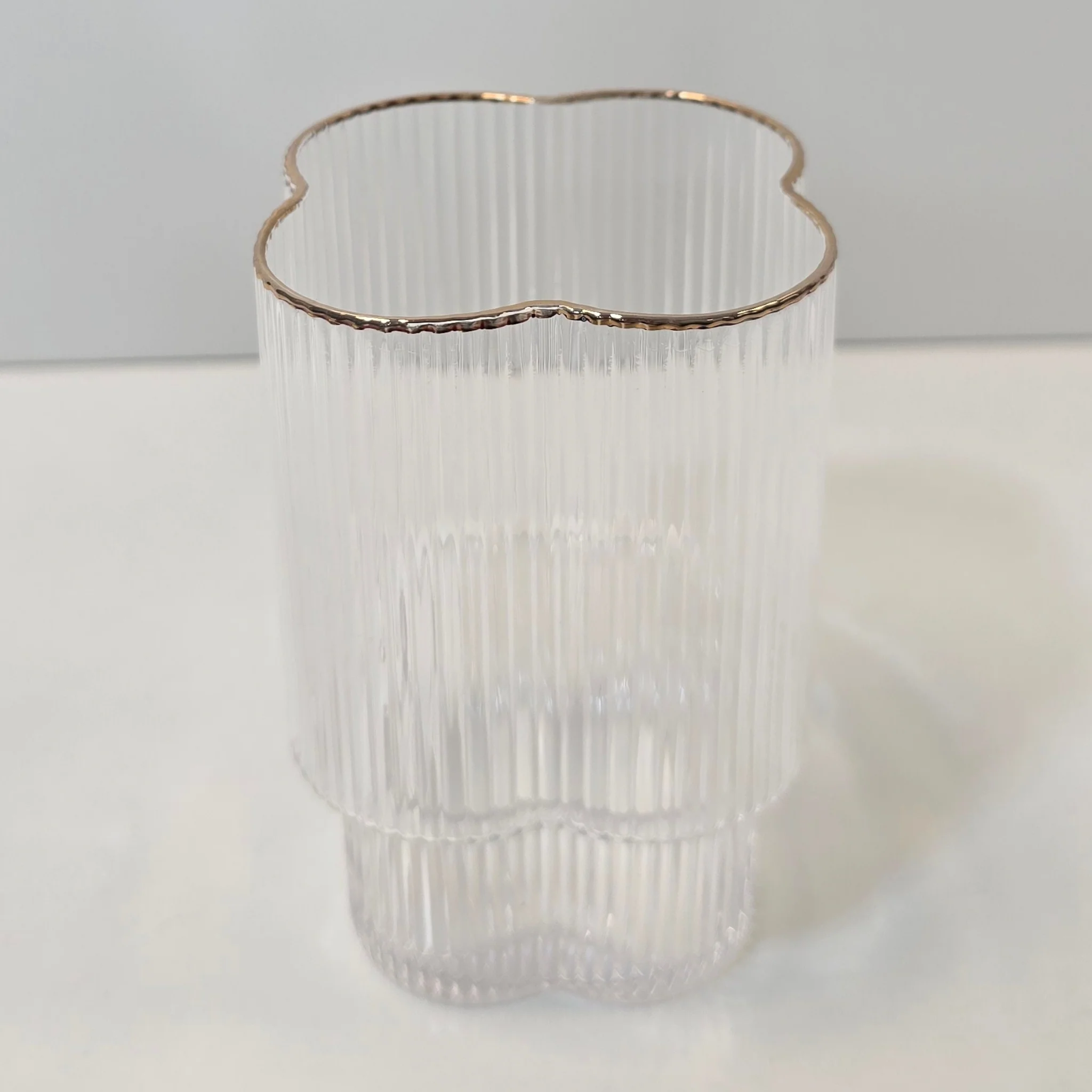 Lot de 6 Petits Verres Trèfle – Liseré doré - Happymuzdeco