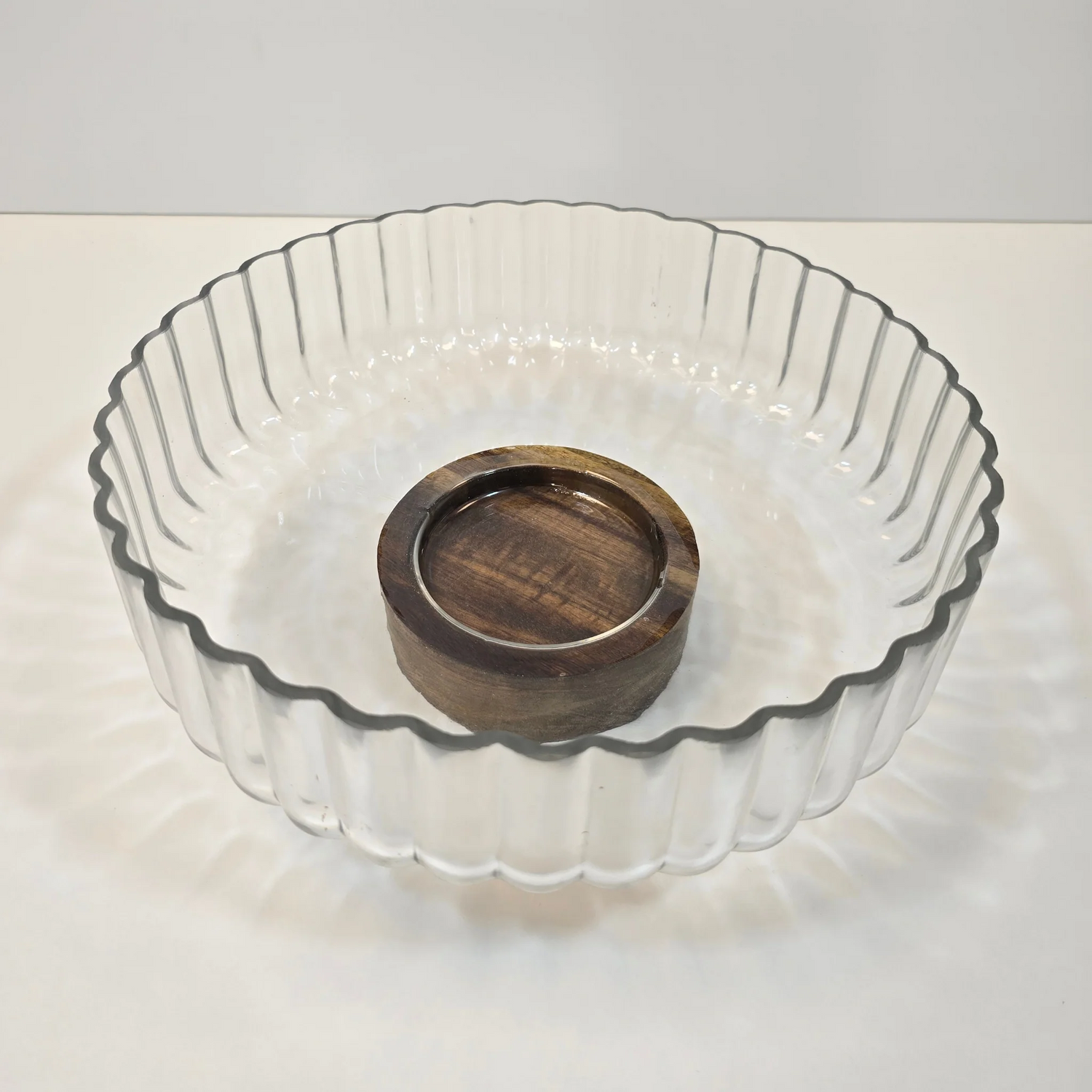 Saladier avec support en bois d’acacia – 26 cm - Happymuzdeco