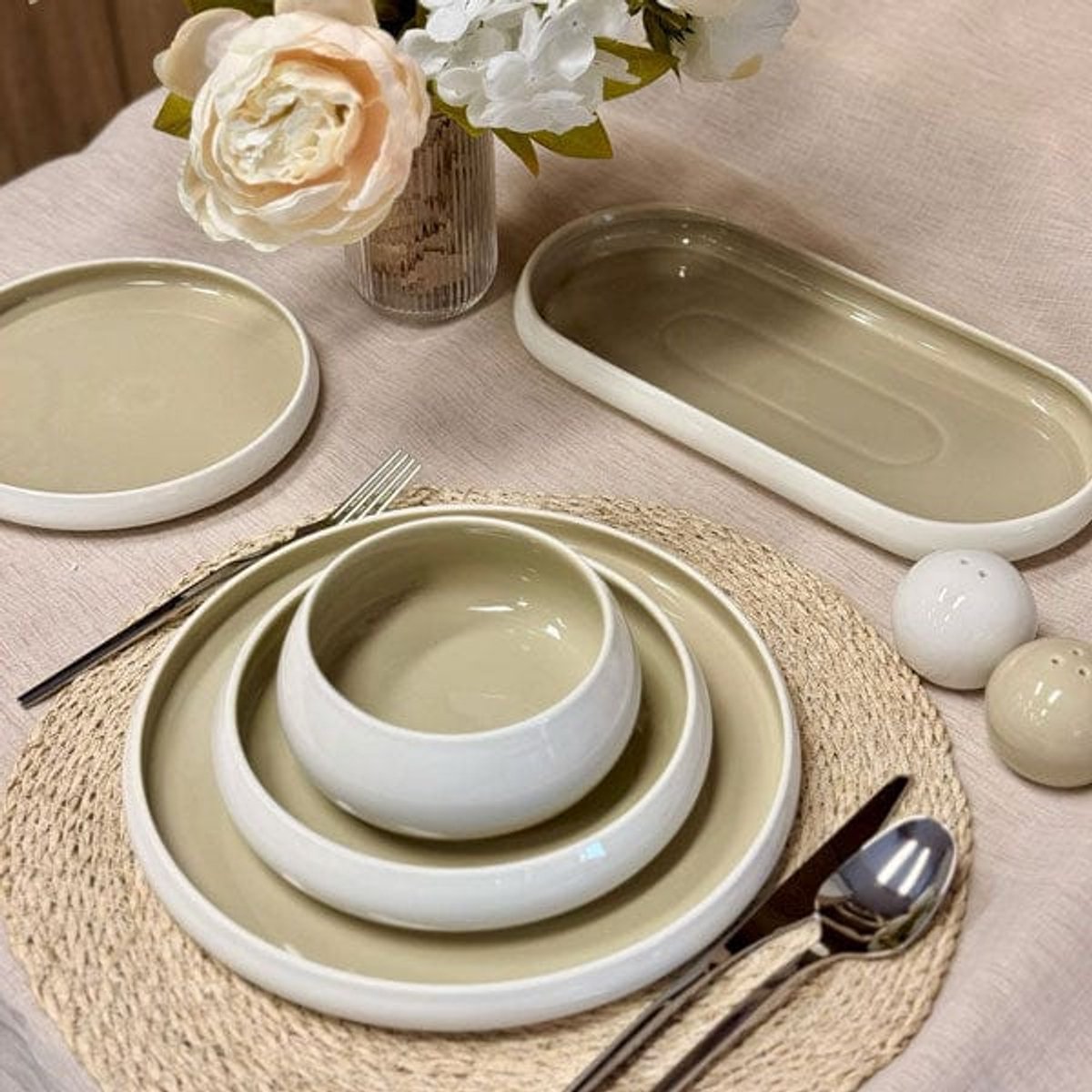 Service de vaisselle Chubby Blanc et Beige – 27 Pièces - Happymuzdeco