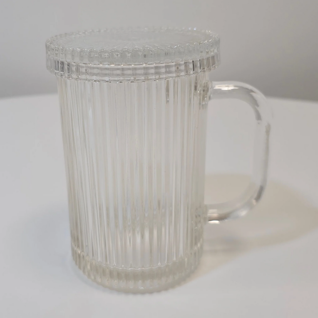 Tasse en verre design avec couvercle - Happymuzdeco