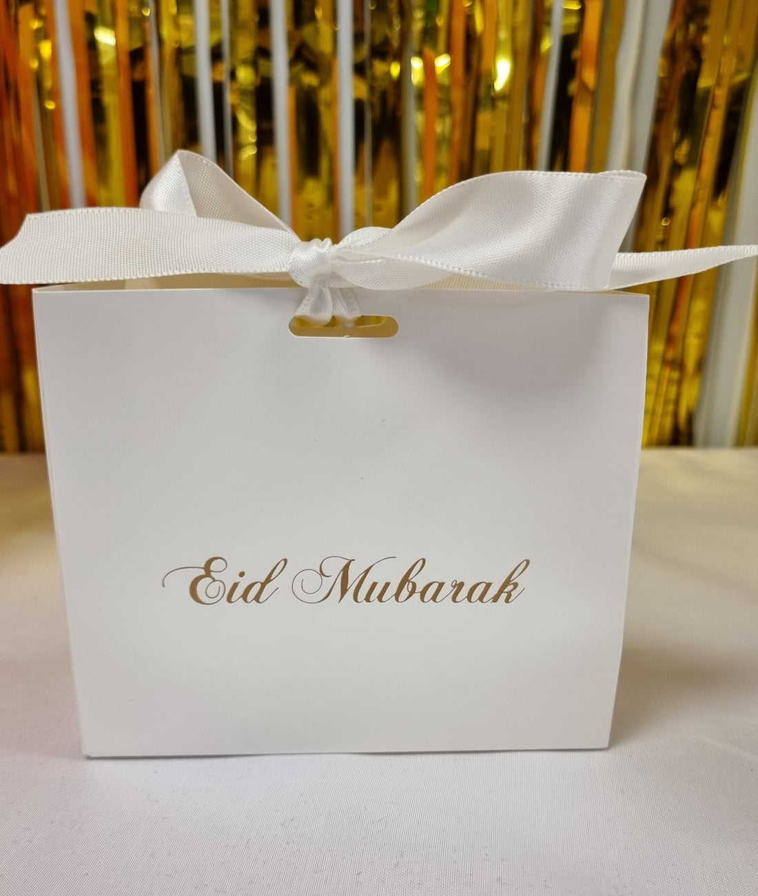 Sacs / boîtes à friandises blanche Eid Mubarak ruban blanc - Happy Muz Deco